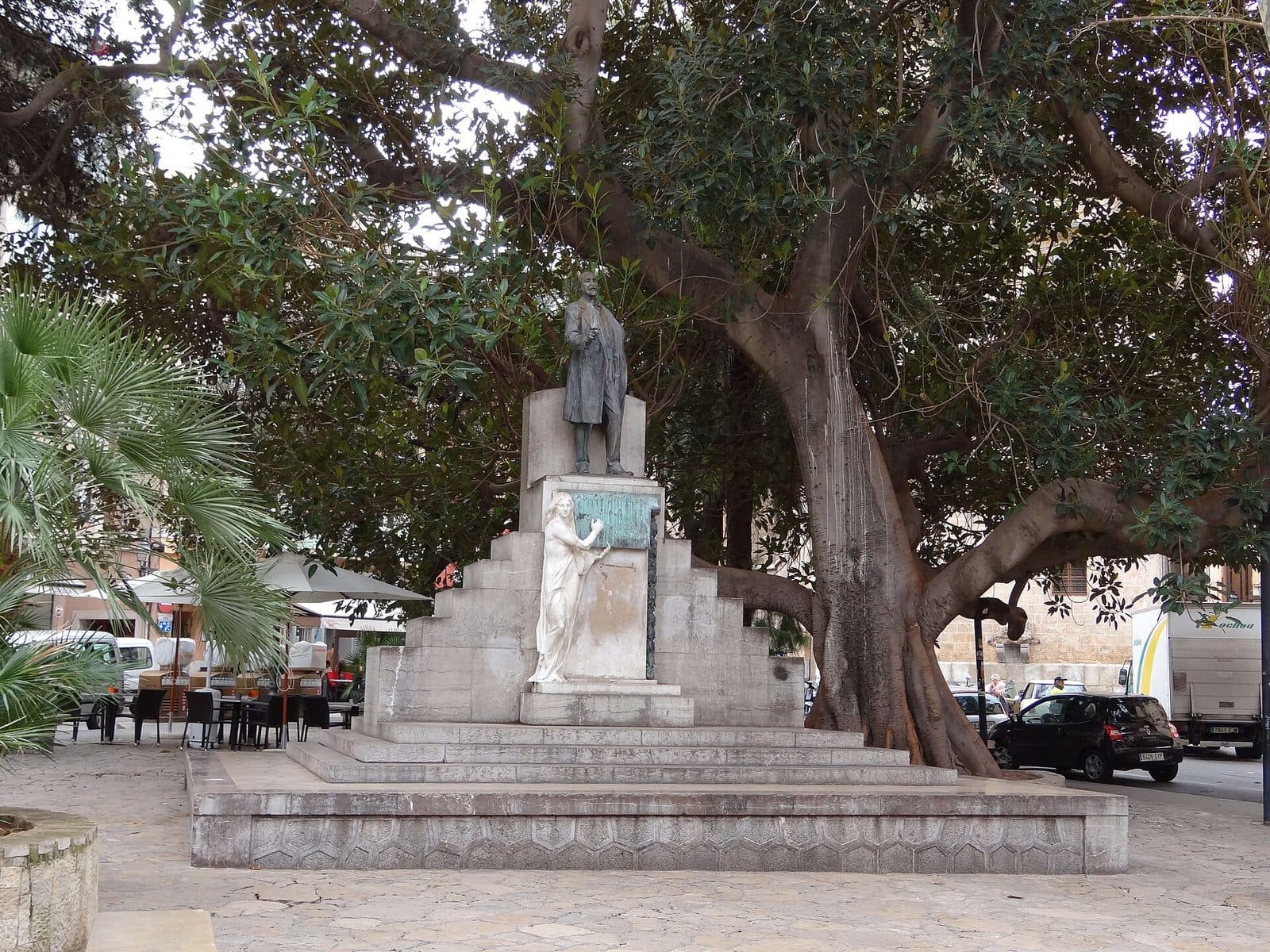 Antoni Maura, Mallorca