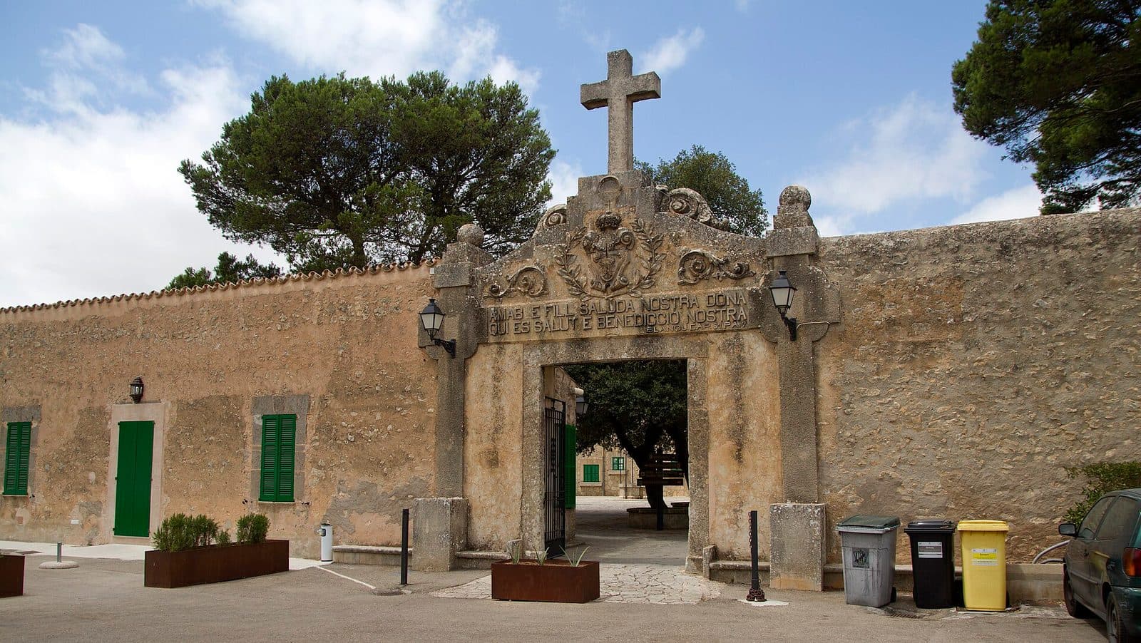 Cova del Beat Ramon Llull