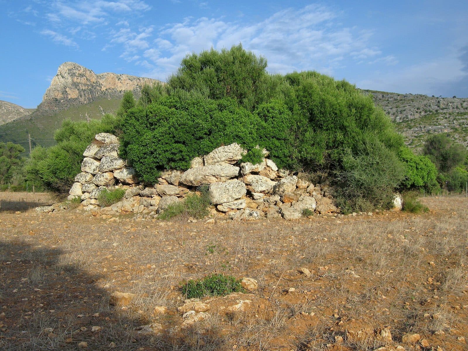 Talaiot quadrat de ses Llenques, Mallorca