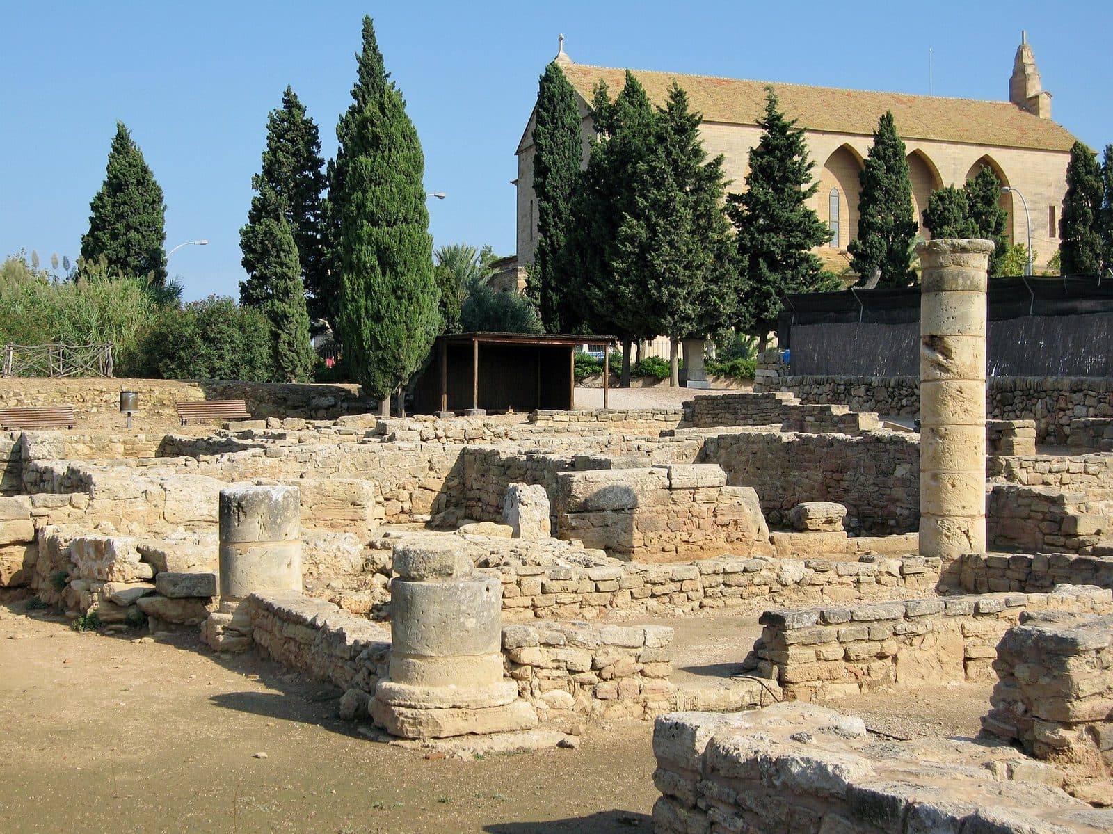 Teatre romà de Pol·lèntia, Mallorca