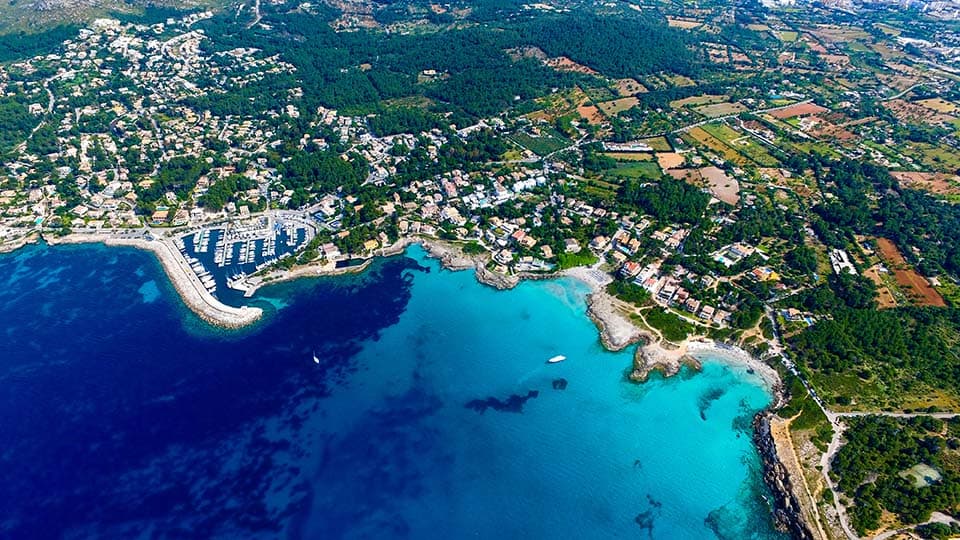 Vista de 11.best-travel-bags-mallorca