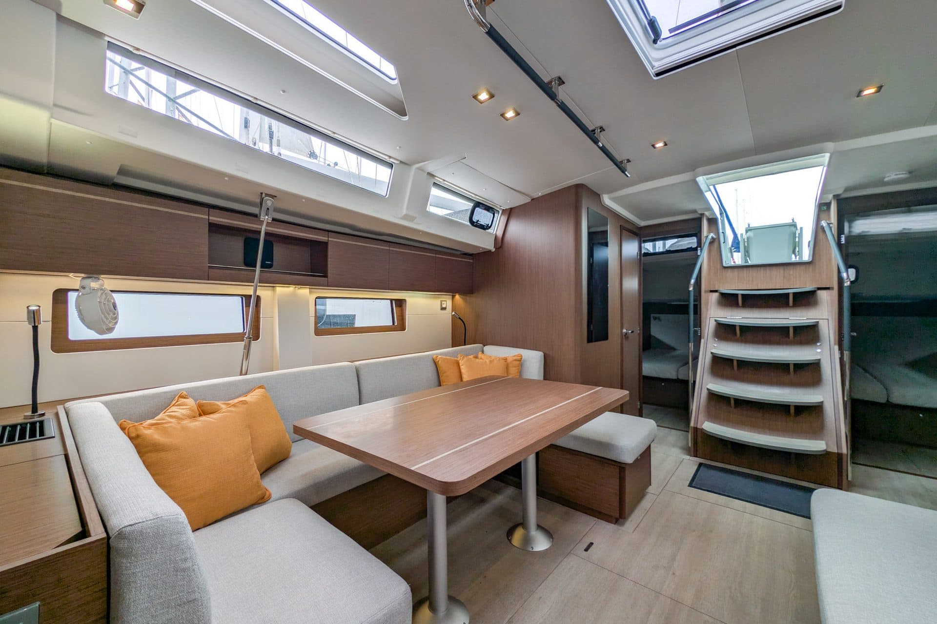 Aquaris – lloguer de Oceanis 51.1 a Mallorca
