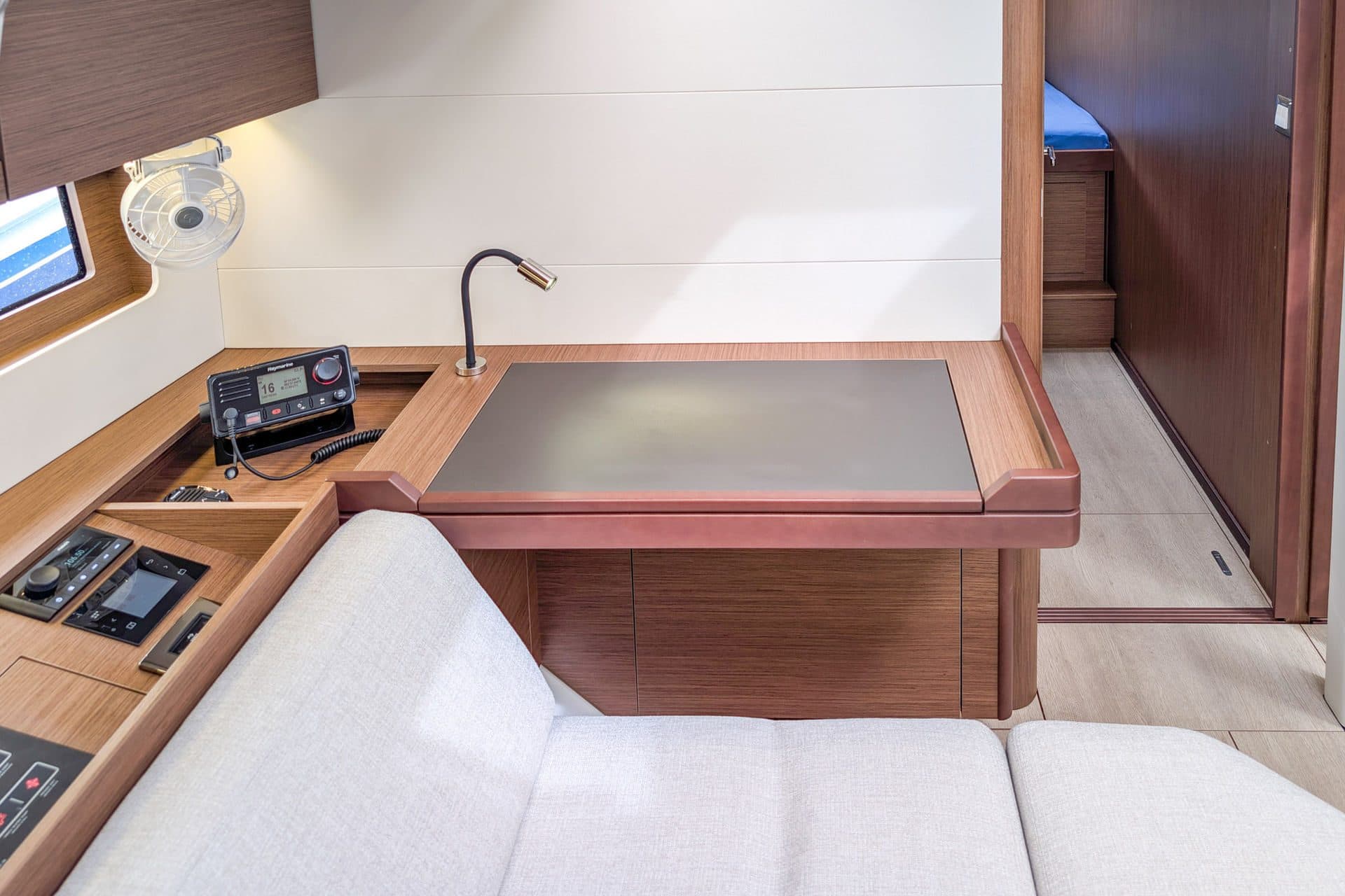Aquaris – lloguer de Oceanis 51.1 a Mallorca