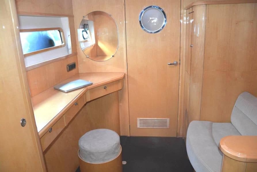 Audaz – lloguer de Privilege 615 a Mallorca