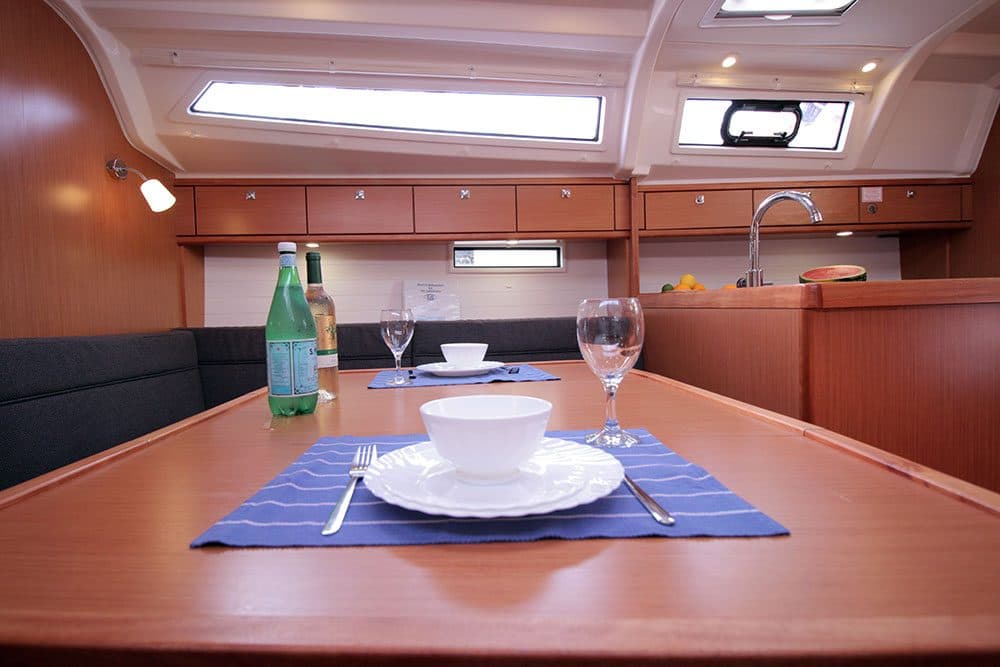 Black Pearl – lloguer de Bavaria Cruiser 37 a Mallorca