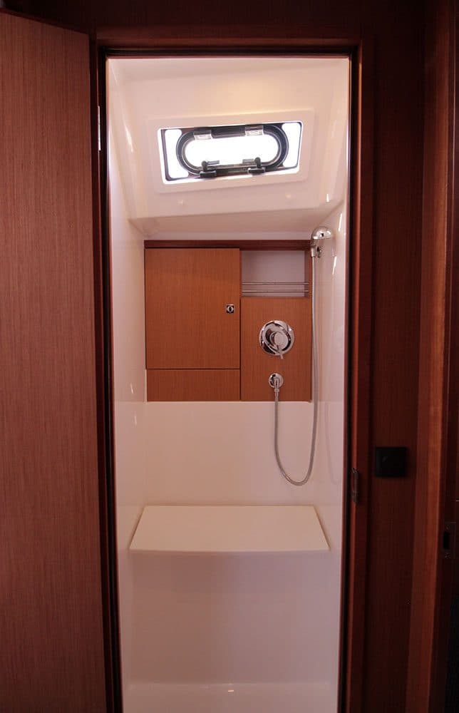 Casino Royale – lloguer de Bavaria Cruiser 46 a Mallorca