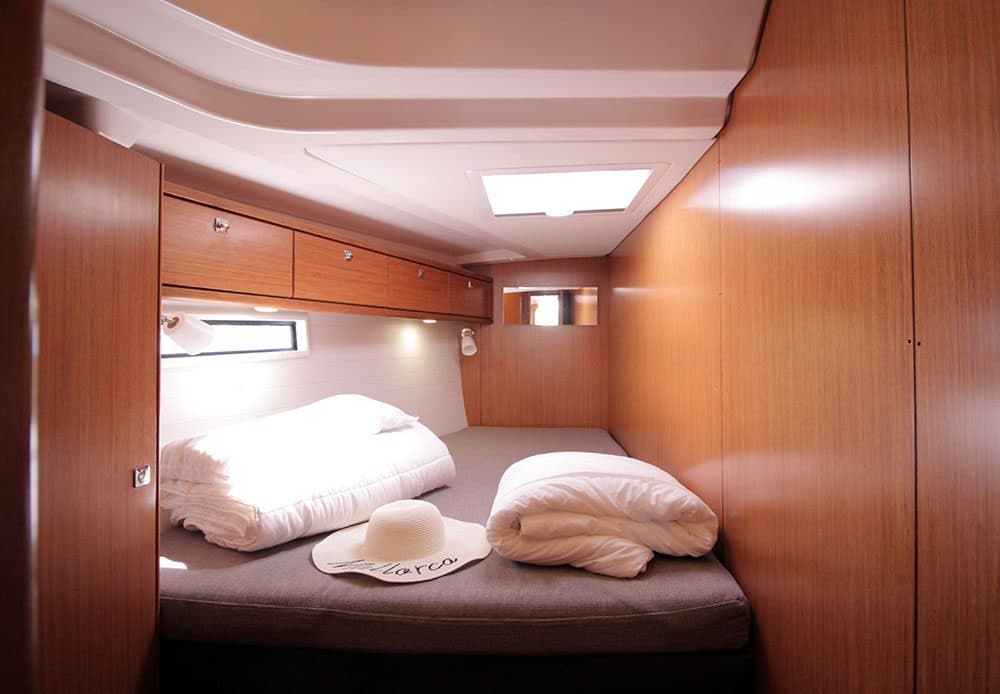 Firewall – lloguer de Bavaria Cruiser 51 a Mallorca