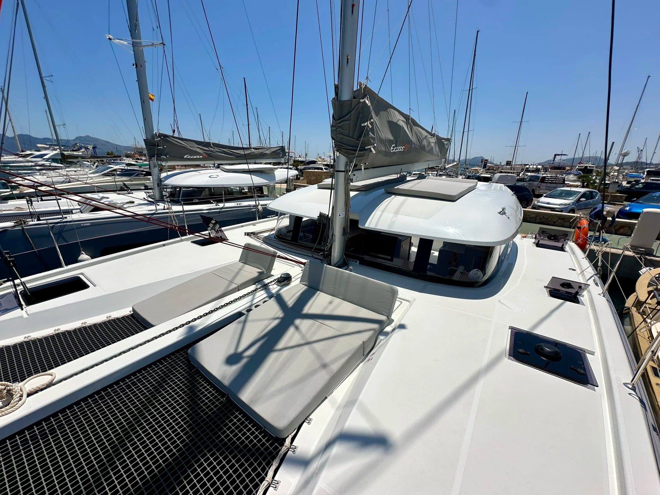 FLOKI – lloguer de Excess 11 a Mallorca