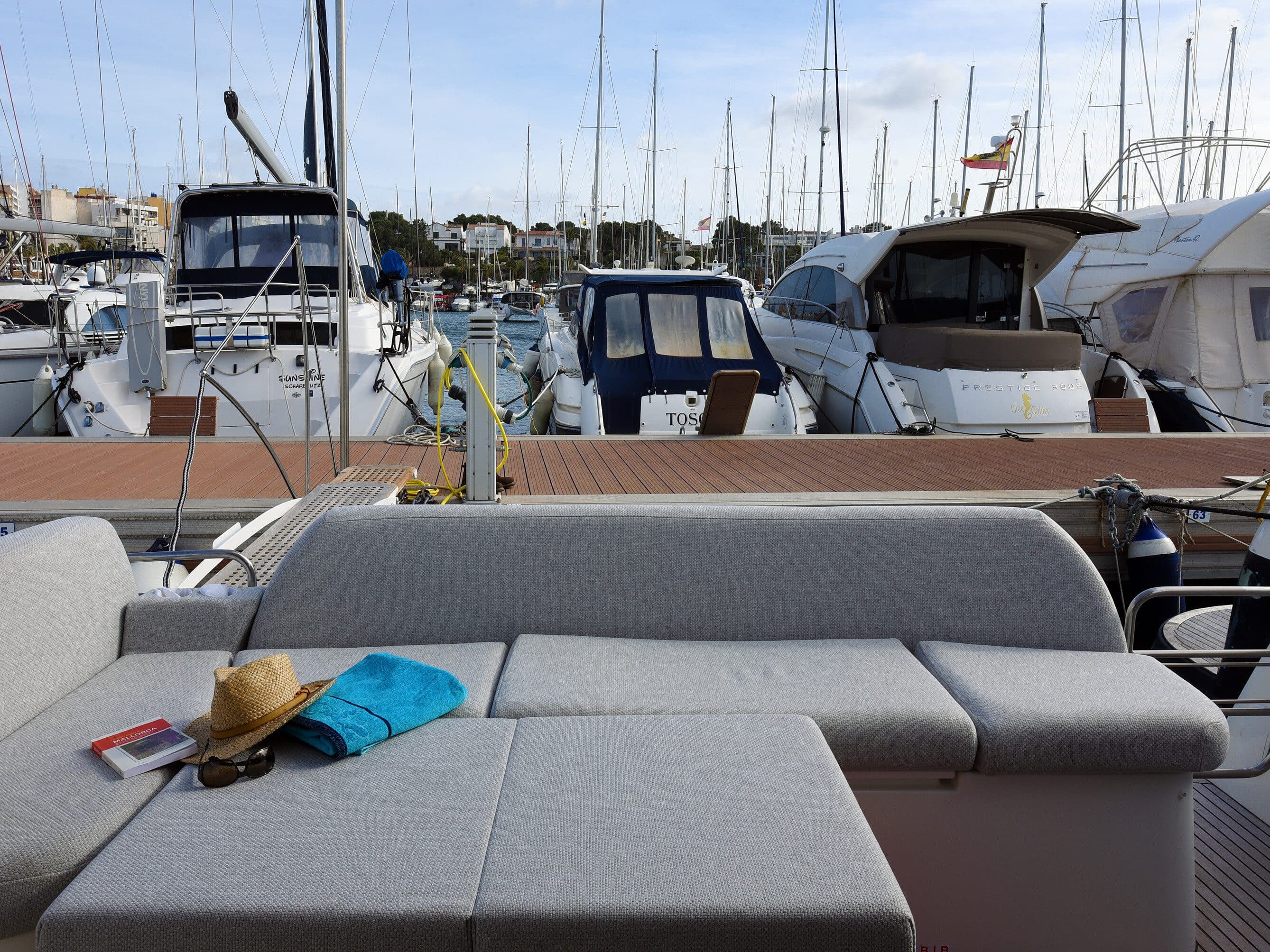MY LOVE II – lloguer de Prestige 420 Fly a Mallorca