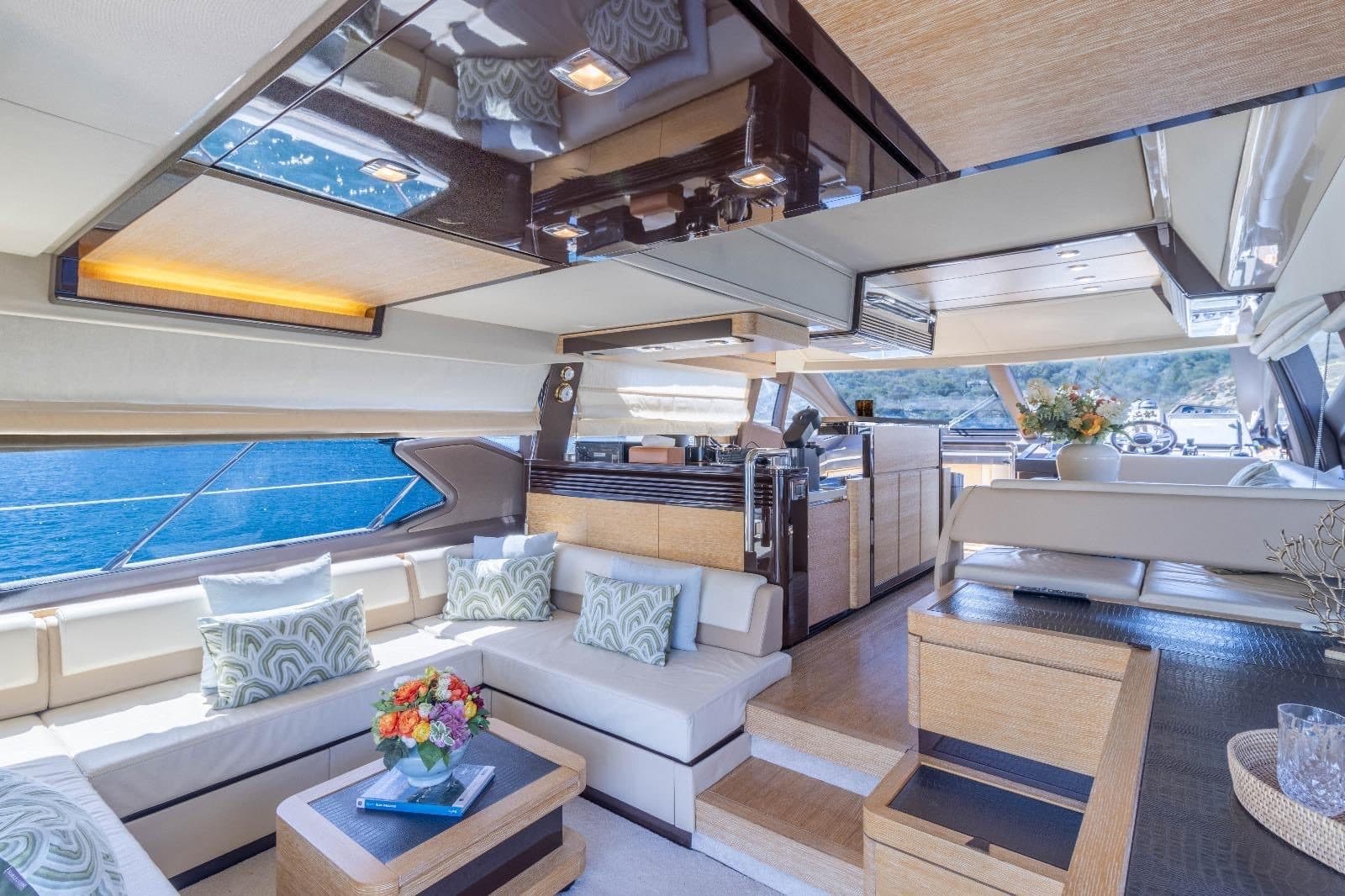 Not Dead Yet – lloguer de Azimut 64 a Mallorca