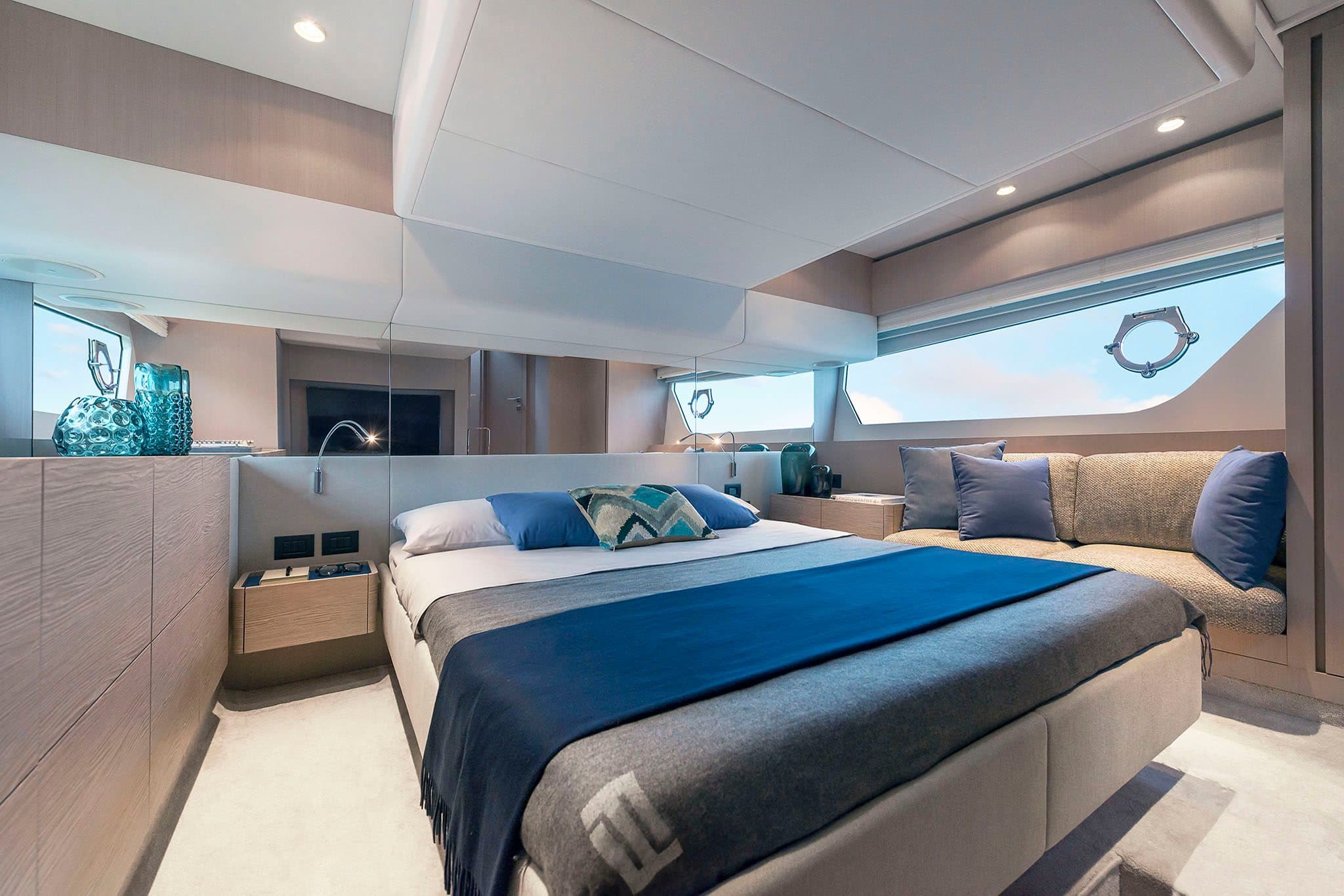 Seven – lloguer de Ferretti 500 a Mallorca