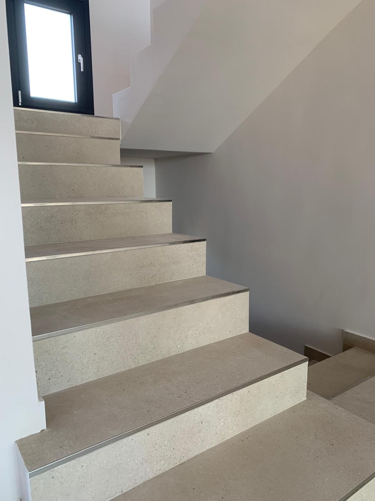 North Build Co. Tiler Mallorca 3