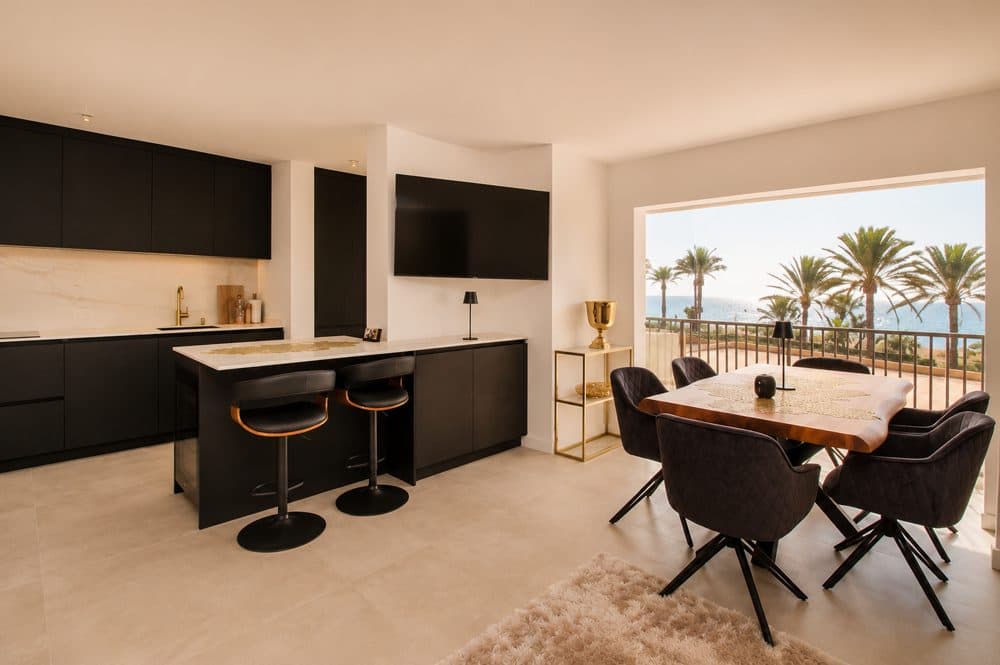 PLAYA DE PALMA: LUXUSWOHNUNG DIREKT AM MEER MIT MEERBLICK 2