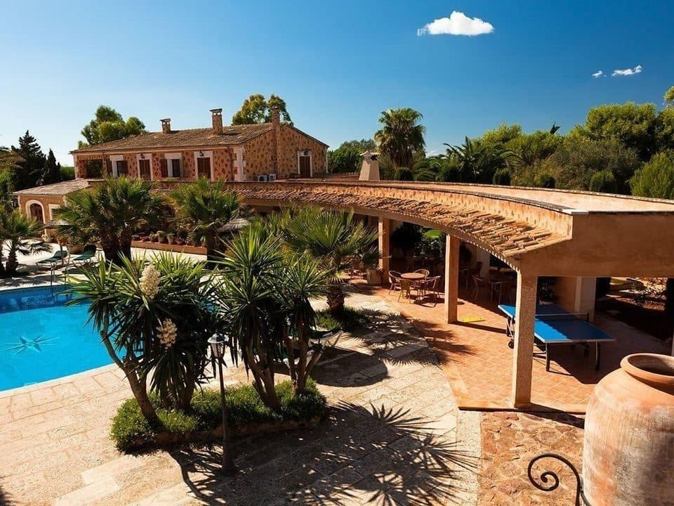 CAMPOS: AGROTURISME EXCLUSIU AMB TENNIS I MINIGOLF 6
