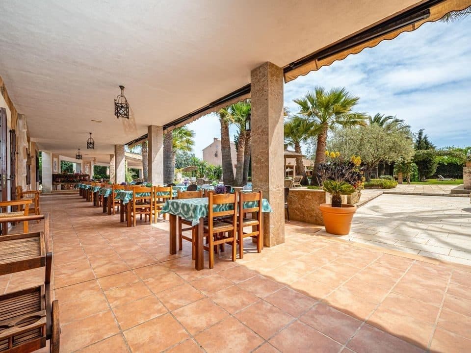 CAMPOS: AGROTURISME EXCLUSIU AMB TENNIS I MINIGOLF 7
