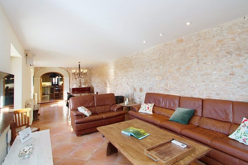 SANTANYÍ: TOP INVESTMENT FINCA WITH ETV LICENSE 11