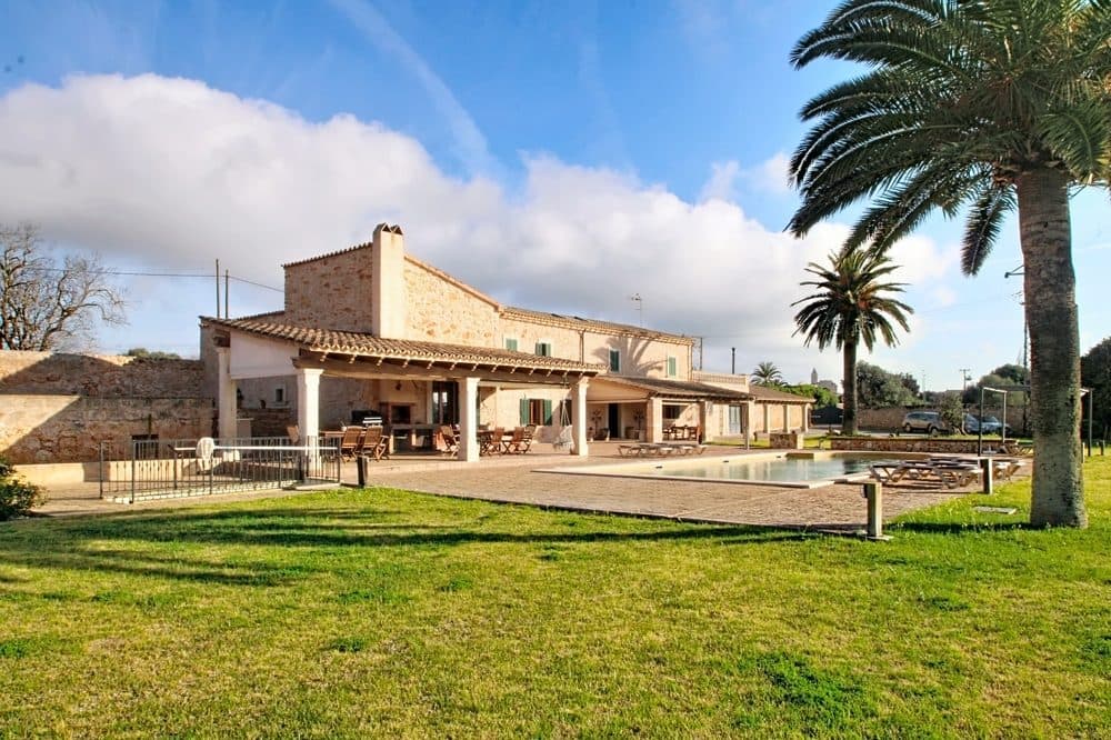 SANTANYÍ: TOP INVESTMENT FINCA WITH ETV LICENSE 3