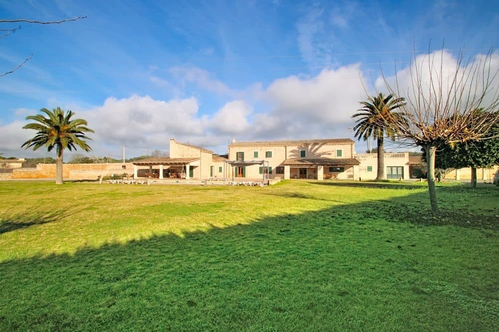 SANTANYÍ: TOP INVESTMENT FINCA WITH ETV LICENSE 30