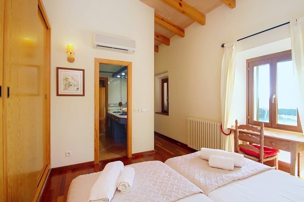 SANTANYÍ: TOP INVESTMENT FINCA WITH ETV LICENSE 22