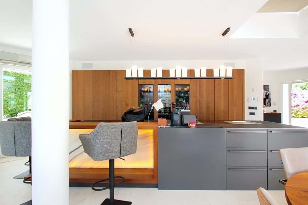 SANTA PONÇA: MODERN VILLA WITH SEA VIEWS 25