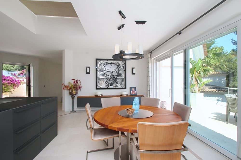 SANTA PONÇA: MODERN VILLA WITH SEA VIEWS 20