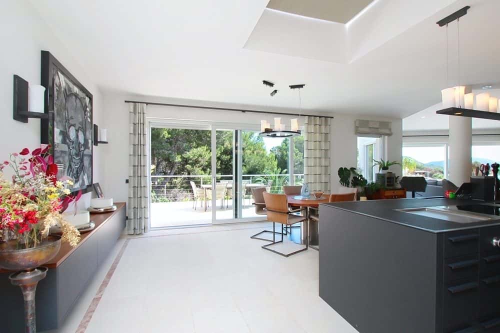 SANTA PONÇA: MODERN VILLA WITH SEA VIEWS 24