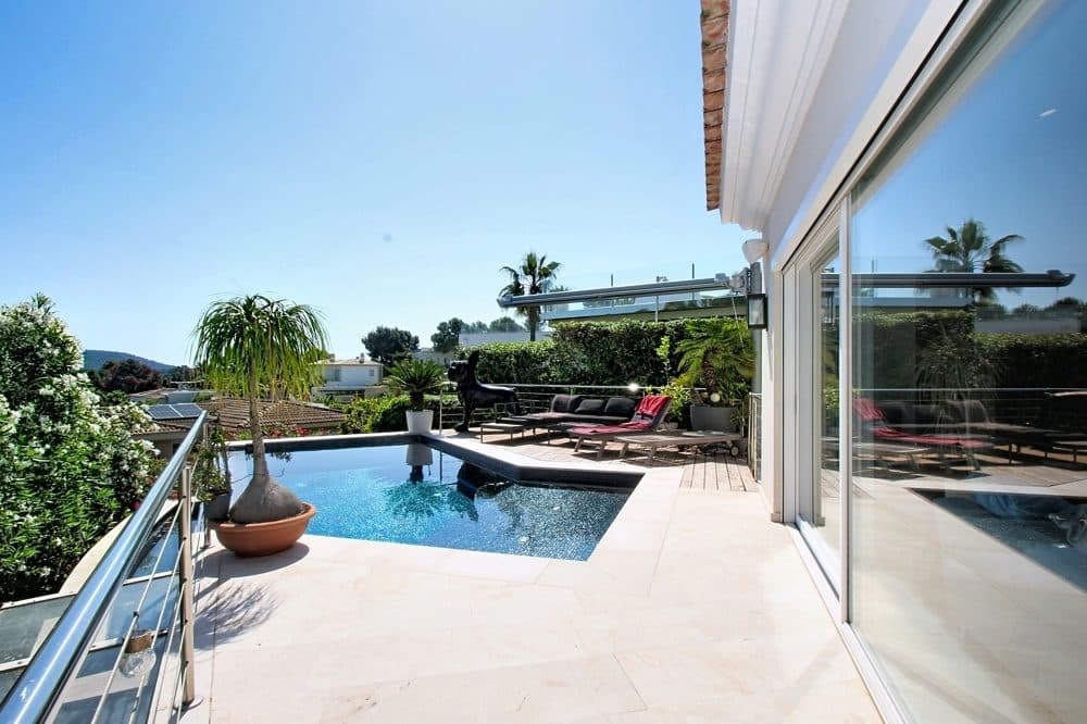SANTA PONÇA: MODERN VILLA WITH SEA VIEWS 4
