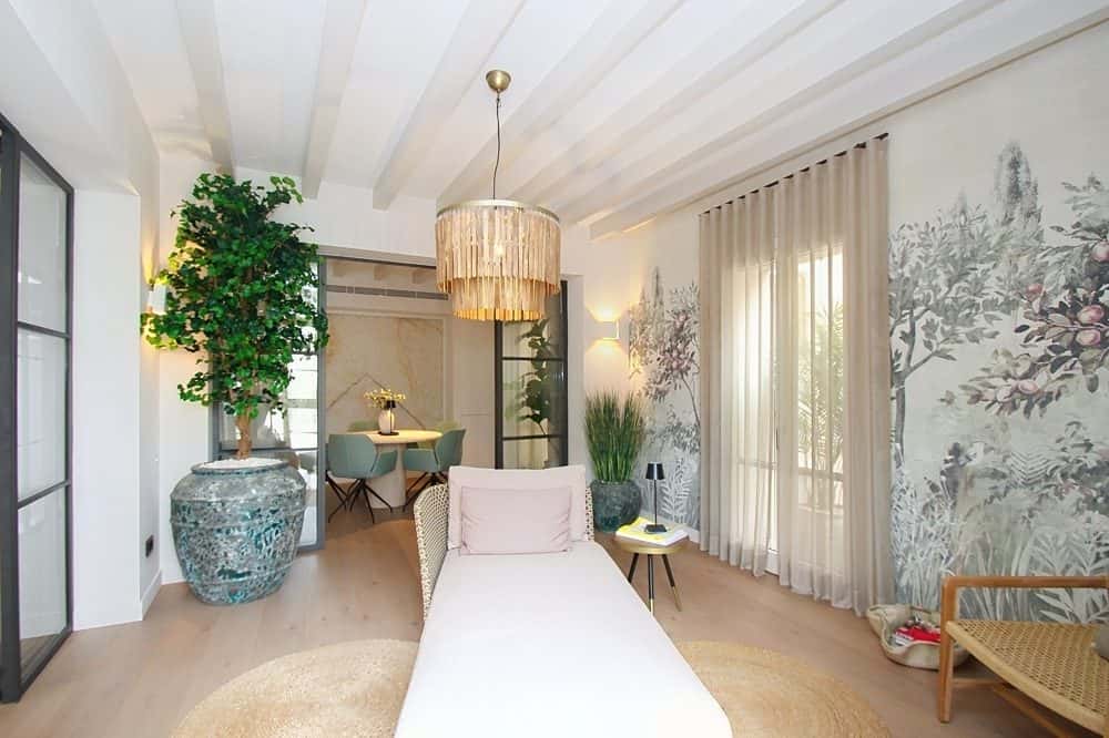 PALMA: HIGH-END DESIGN APARTMENT WITH TERRACE IN THE HEART OF PALMA 26