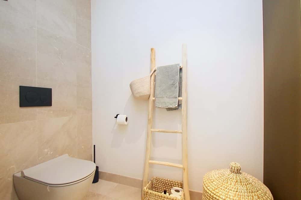 PALMA: HIGH-END DESIGN APARTMENT WITH TERRACE IN THE HEART OF PALMA 23