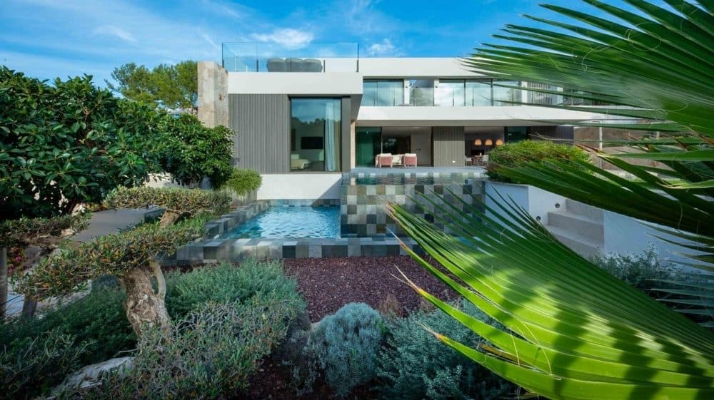 CALA VINYAS: VIL·LA DE DISSENY EXCLUSIVA AMB PISCINA 2
