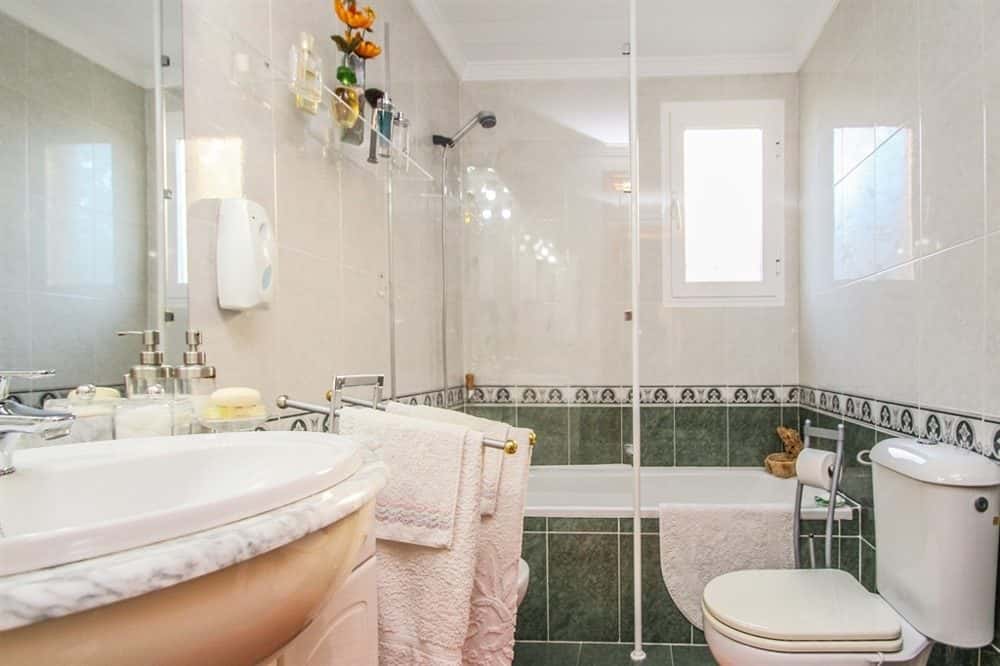 BADIA GRAN: VILLA WITH SEA VIEWS AND HOLIDAY RENTAL LICENSE 12