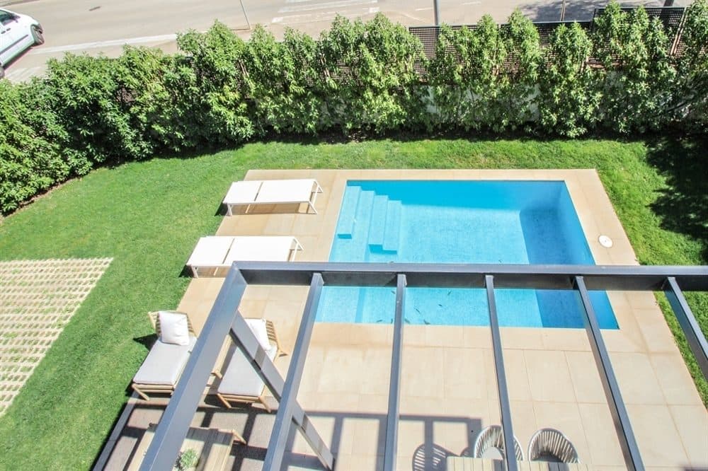 NEW CONSTRUCTION PROJECT IN PUIG DE ROS:
MODERN SEMI-DETACHED HOUSES WITH POOL 2