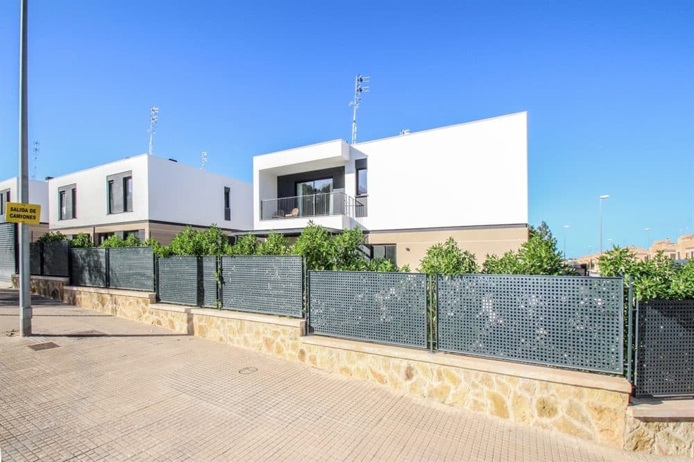 NEW CONSTRUCTION PROJECT IN PUIG DE ROS:
MODERN SEMI-DETACHED HOUSES WITH POOL 5