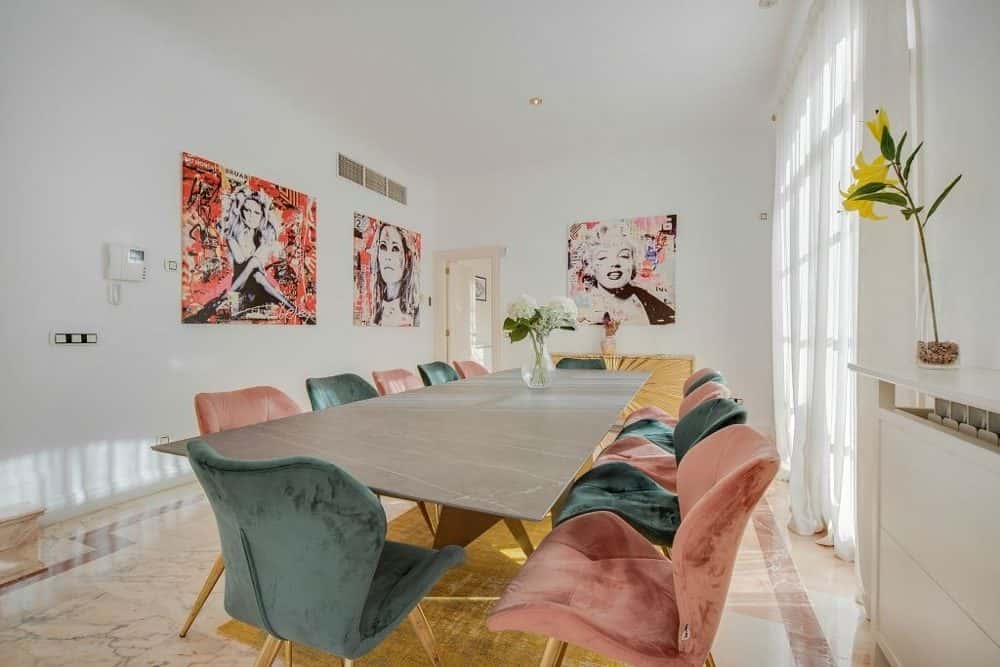 SON VIDA: HOLLYWOOD-STYLE LUXURY VILLA WITH HOLIDAY RENTAL LICENSE 27
