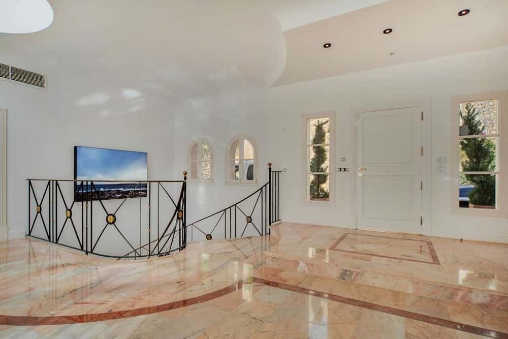 SON VIDA: HOLLYWOOD-STYLE LUXURY VILLA WITH HOLIDAY RENTAL LICENSE 28