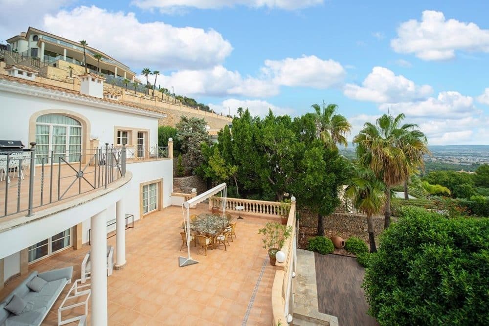 SON VIDA: HOLLYWOOD-STYLE LUXURY VILLA WITH HOLIDAY RENTAL LICENSE 5