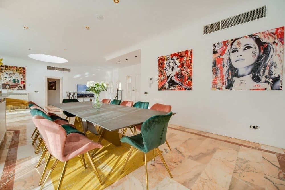 SON VIDA: HOLLYWOOD-STYLE LUXURY VILLA WITH HOLIDAY RENTAL LICENSE 22