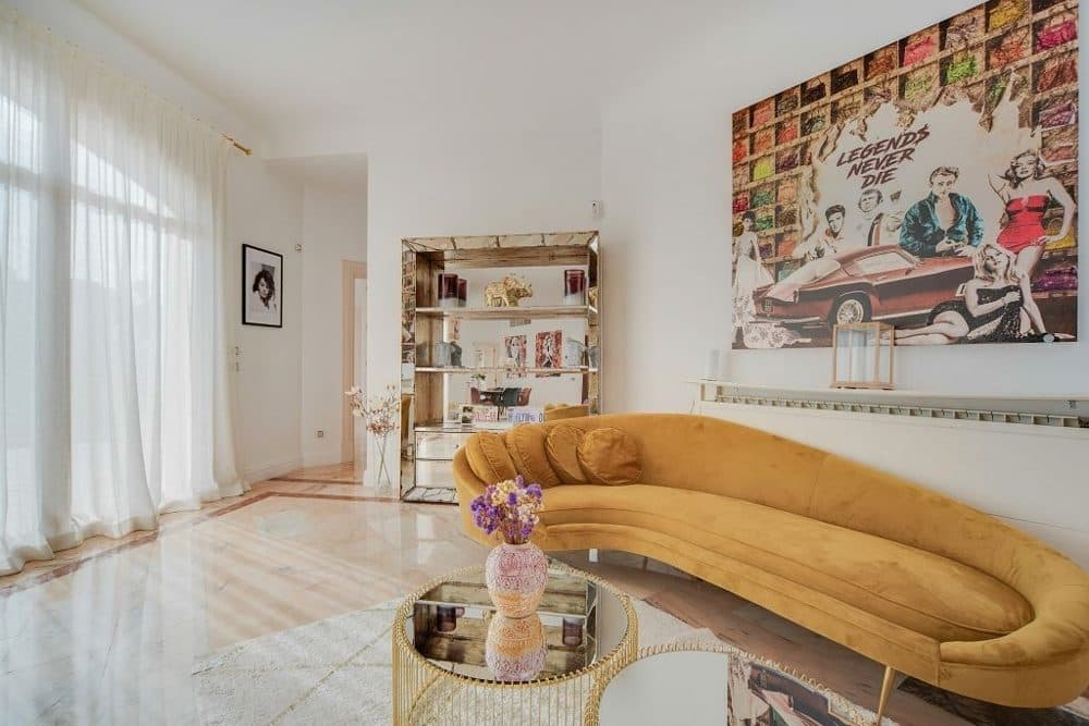 SON VIDA: HOLLYWOOD-STYLE LUXURY VILLA WITH HOLIDAY RENTAL LICENSE 30