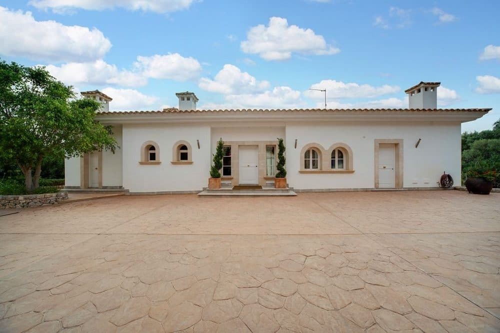 SON VIDA: HOLLYWOOD-STYLE LUXURY VILLA WITH HOLIDAY RENTAL LICENSE 13