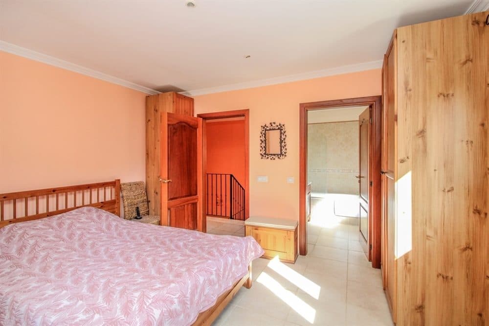 ALCUDIA: DETACHED HOUSE WITH SEA VIEWS 12