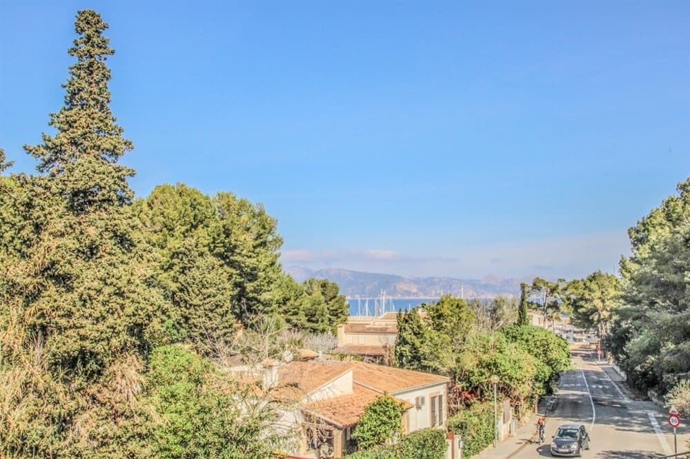 ALCUDIA: DETACHED HOUSE WITH SEA VIEWS