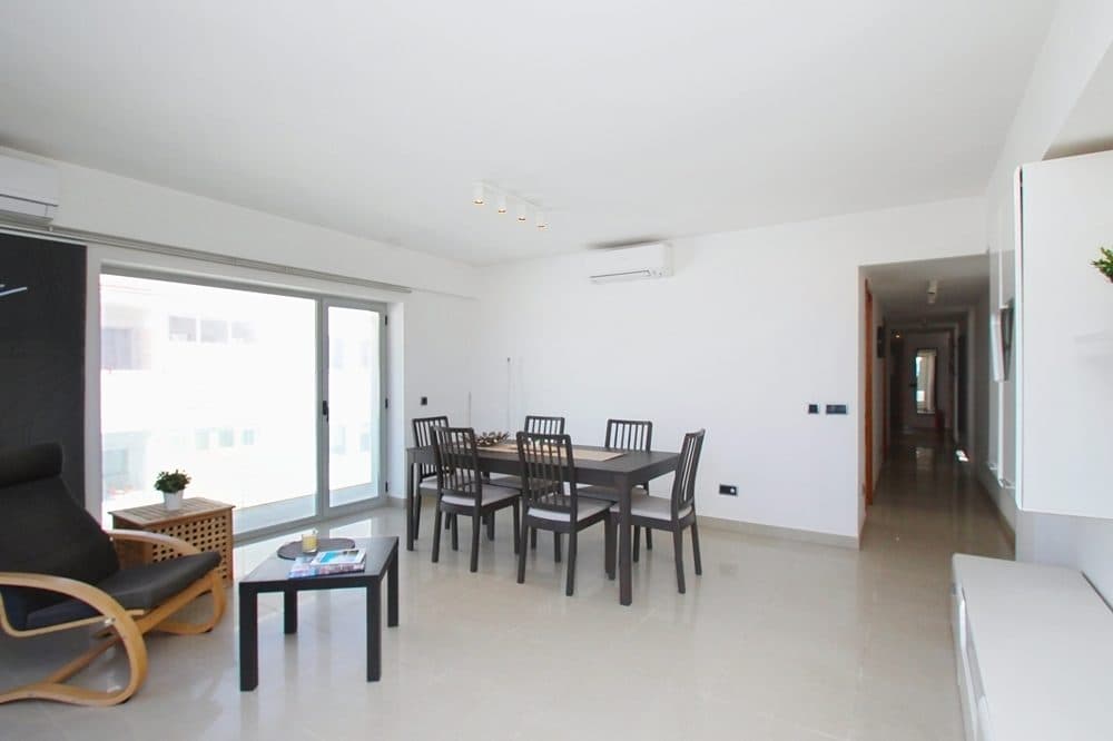 ARENAL: MODERNE WOHNUNG IN STRANDNÄHE 10