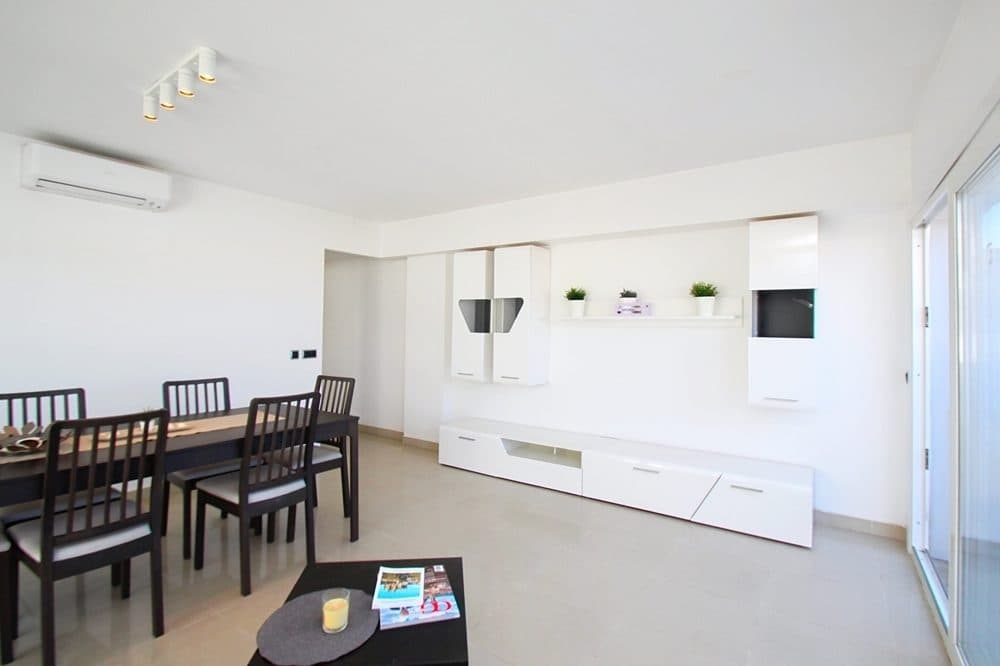 ARENAL: MODERNE WOHNUNG IN STRANDNÄHE 8