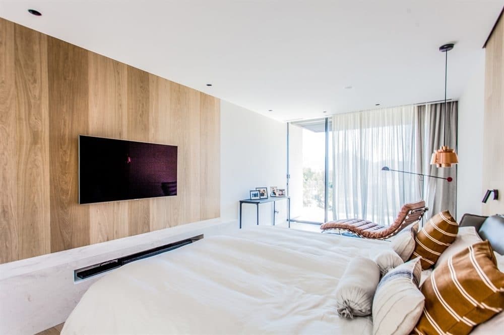 ANDRATX: DREAM VILLA WITH HARBOR VIEWS 15