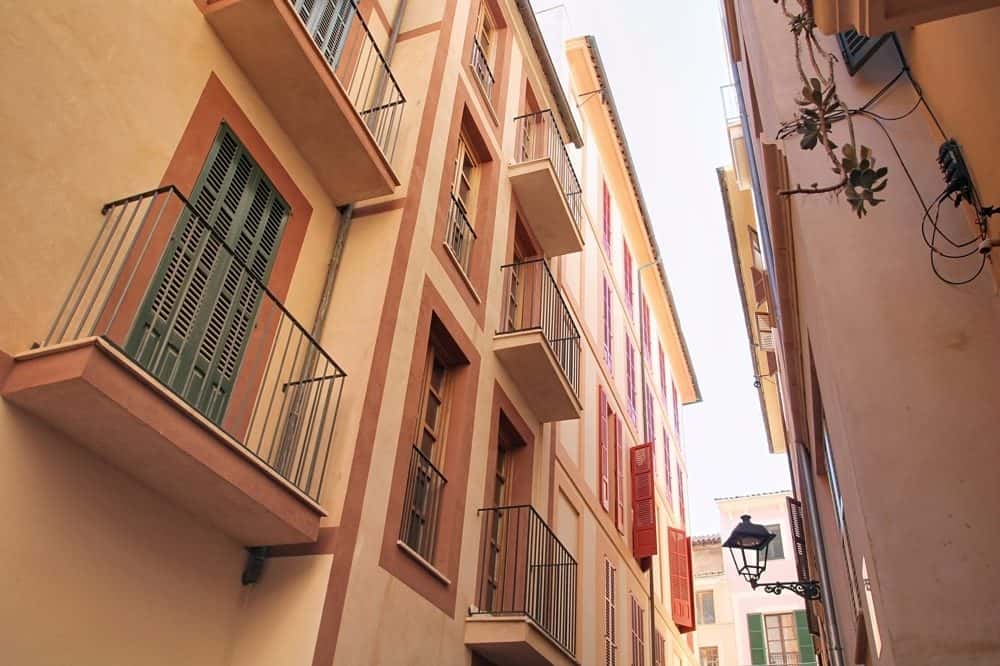 PALMA: EXQUISITE MOVE-IN READY PENTHOUSE IN PALMA OLD TOWN