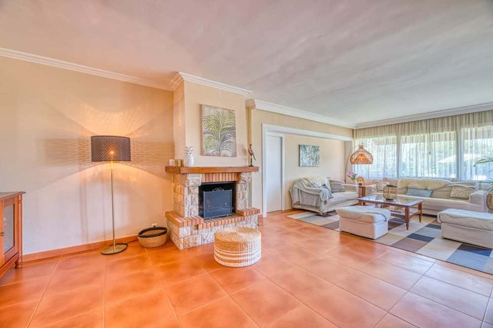 SON GUAL: HOLIDAY HOME WITH ETV RENTAL LICENSE 11