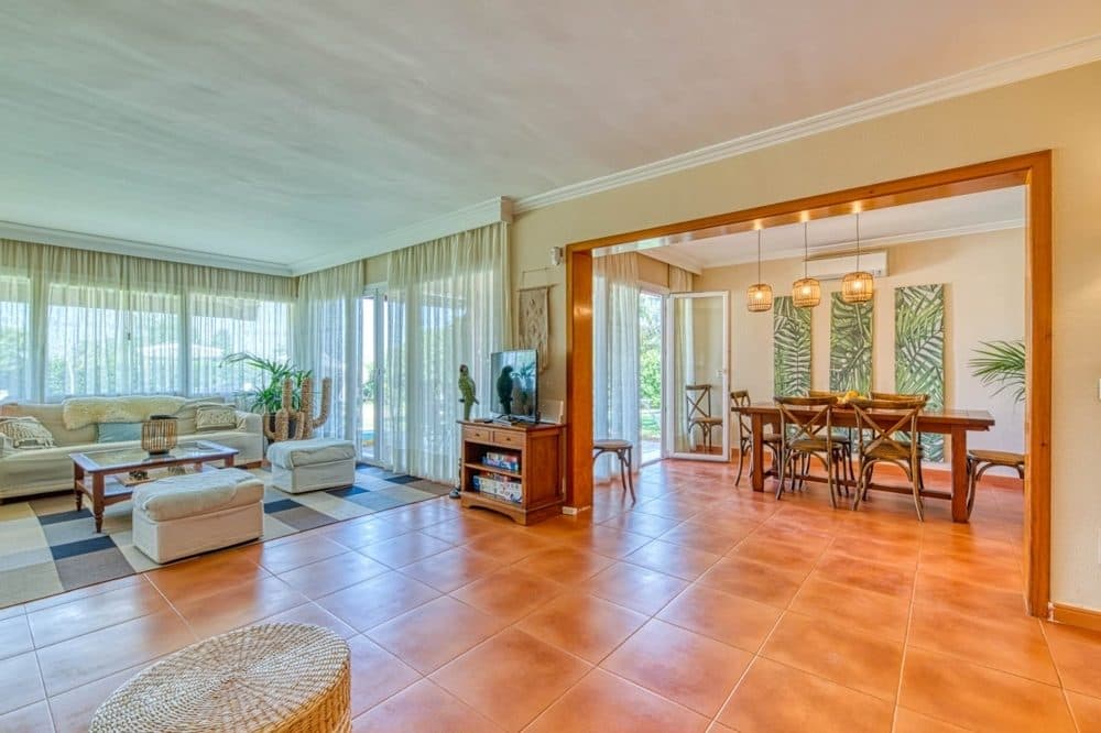 SON GUAL: CASA VACACIONAL CON LICENCIA DE ALQUILER ETV 14