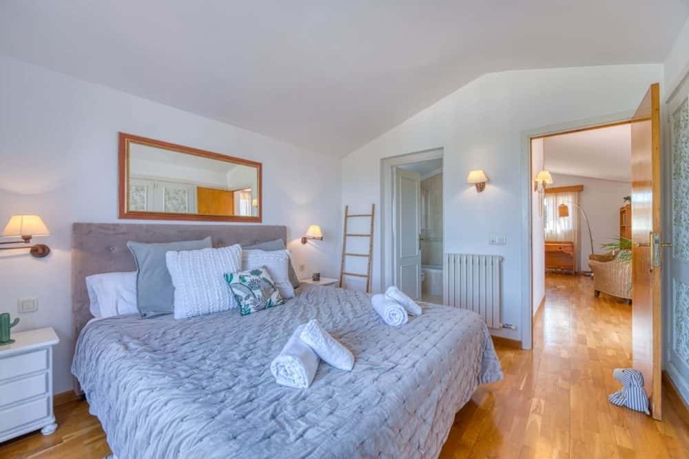 SON GUAL: HOLIDAY HOME WITH ETV RENTAL LICENSE 28