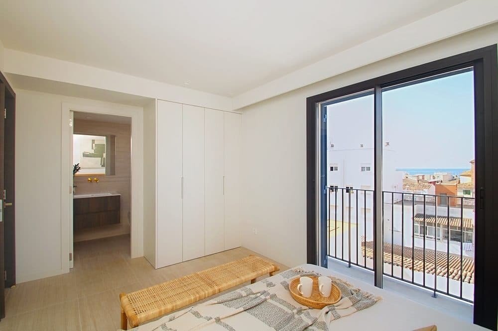 PORTIXOL: ÀTIC DÚPLEX D'OBRA NOVA AMB TERRASSA AL TERRAT 21