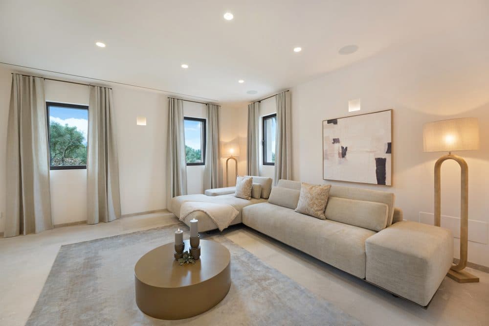 SES SALINES: MODERN FINCA WITH POOL AND VIEWS OVER THE VILLAGE 8